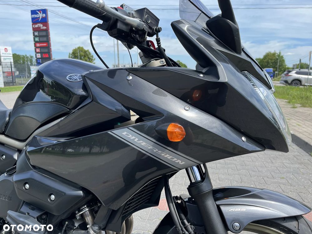 Yamaha XJ - 5