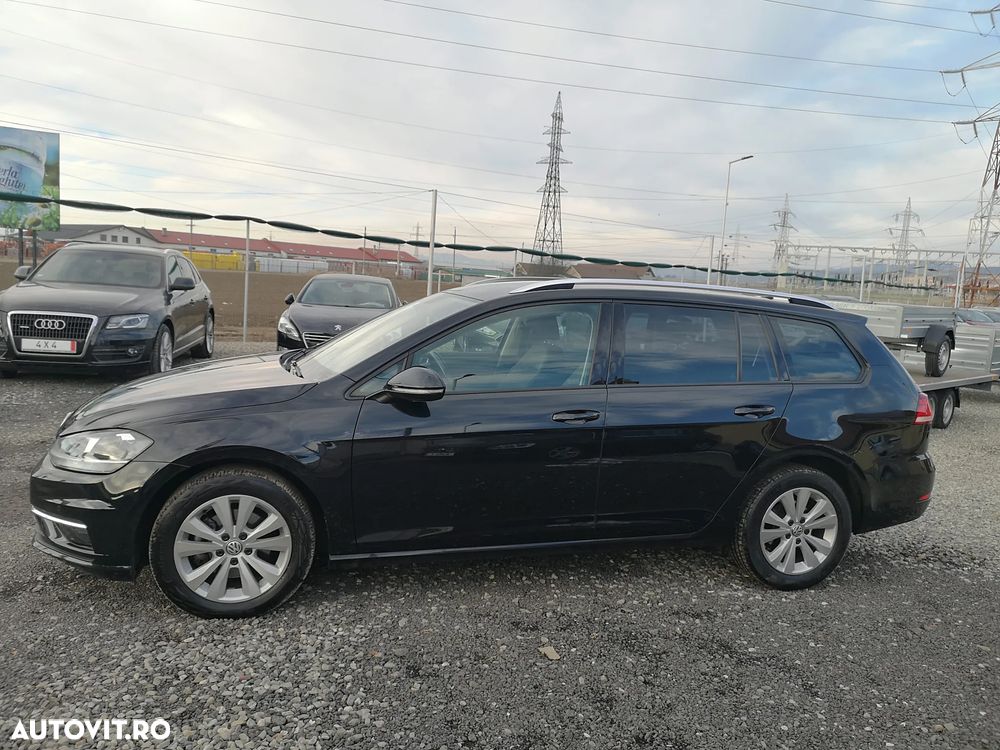 Volkswagen Golf - 4