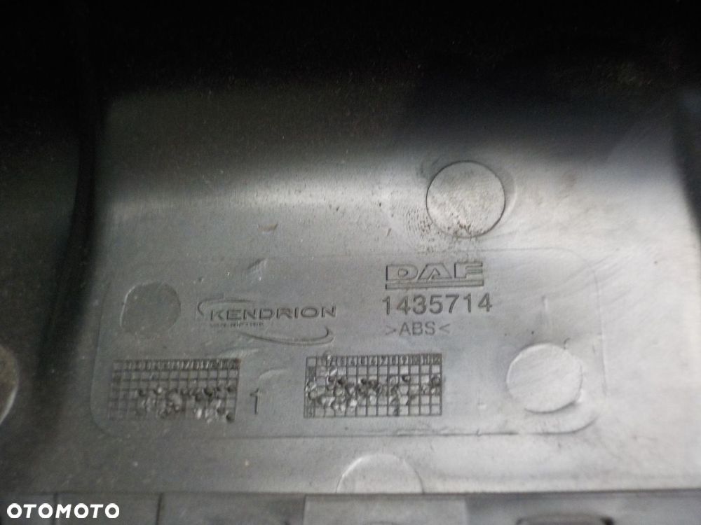 DAF XF 105 OSŁONA KOLUMNY - 2