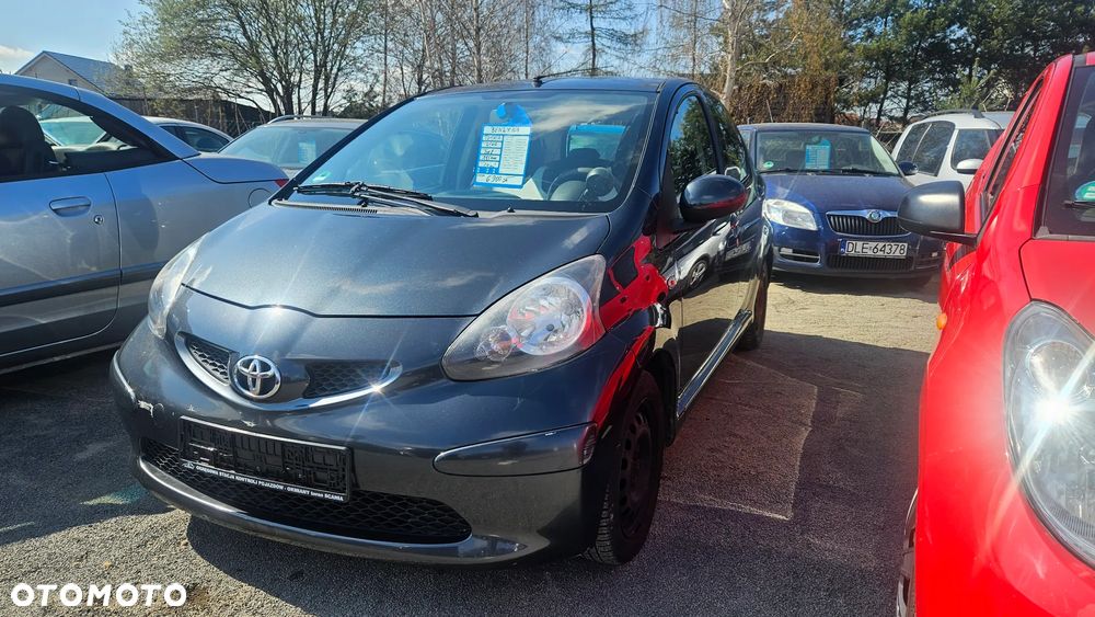 Toyota Aygo - 2