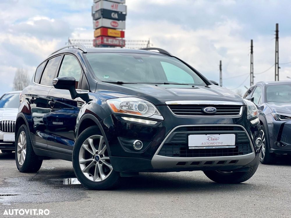 Ford Kuga 2.0 TDCi Powershift 4WD Titanium - 2