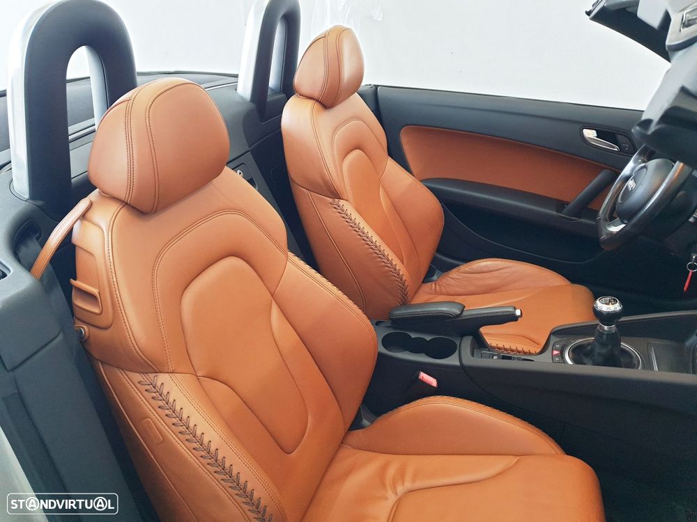 Audi TT Roadster 2.0 TFSi - 27