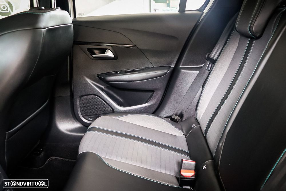 Peugeot 208 1.2 PureTech Allure - 14