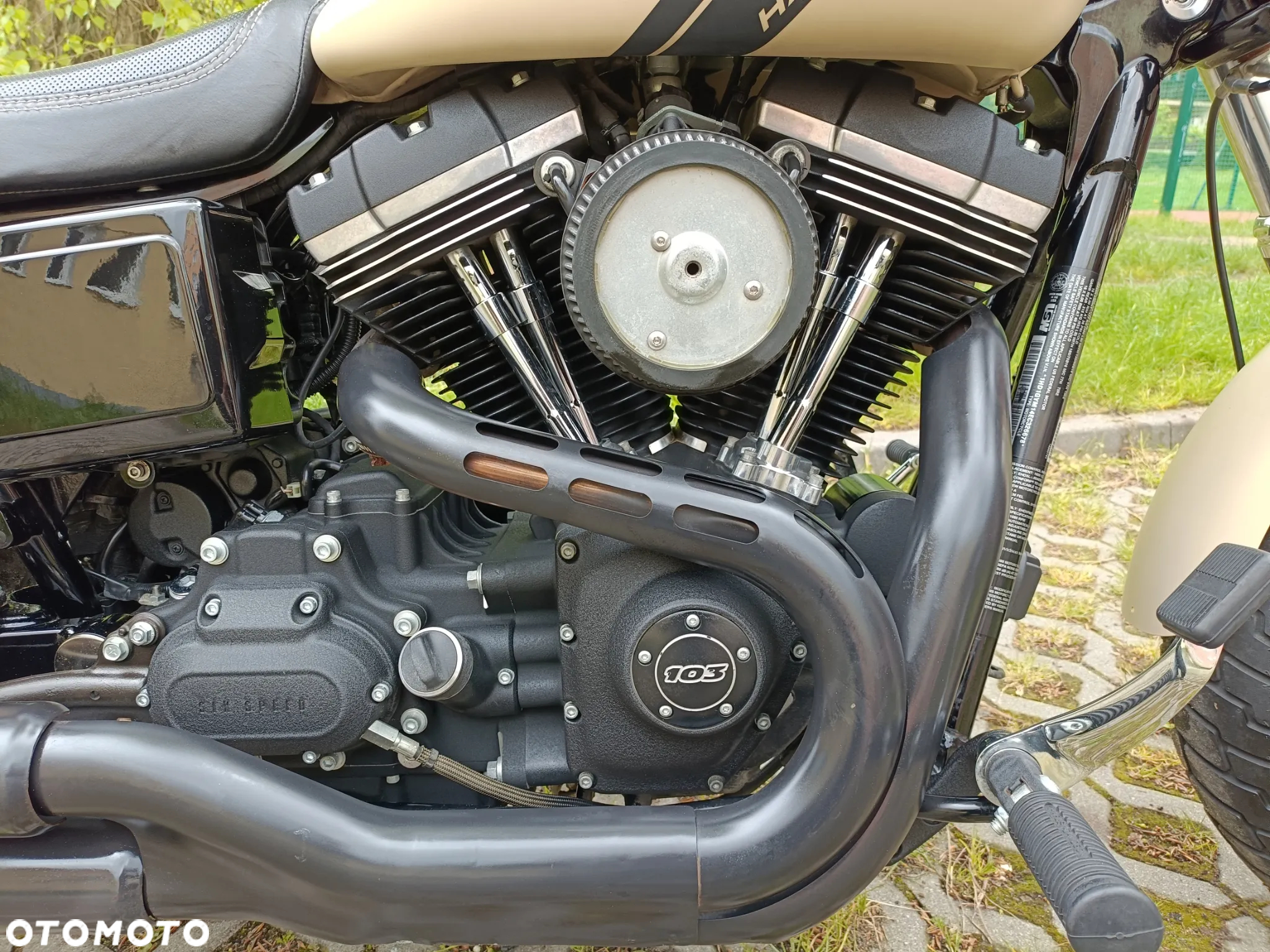 Harley-Davidson Dyna Fat Bob - 7