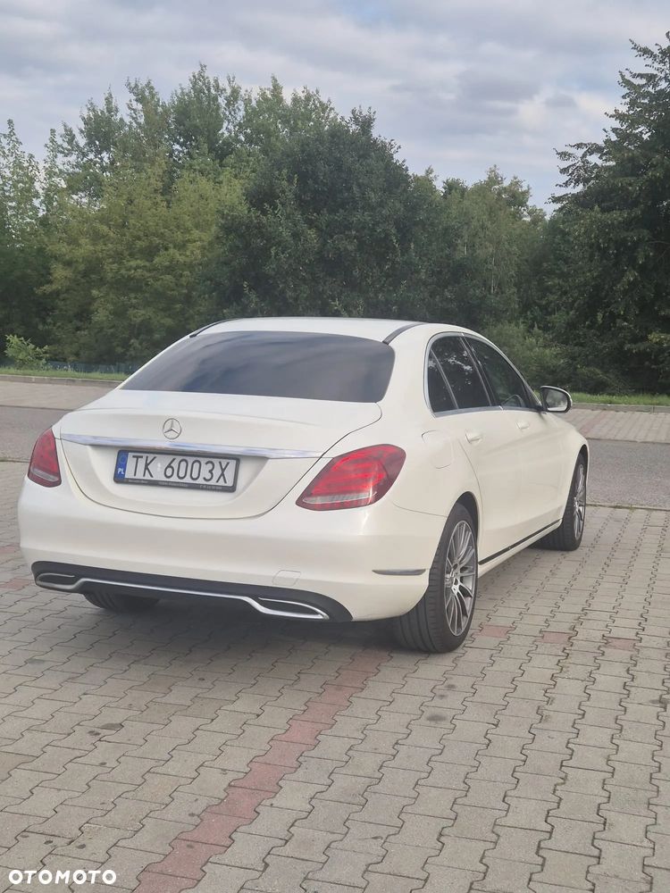 Mercedes-Benz Klasa C 200 7G-TRONIC - 22