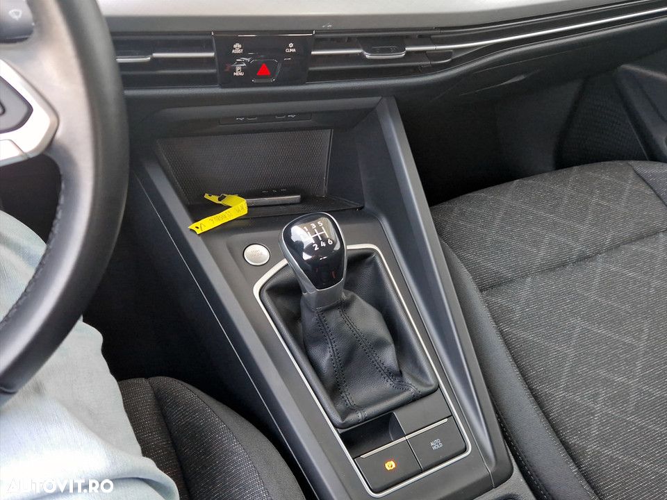 Volkswagen Golf 1.0 TSI Life - 16