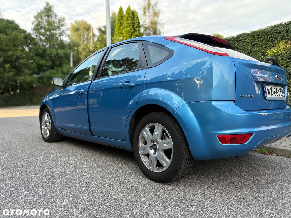 Ford Focus 1.6 16V Titanium - 5
