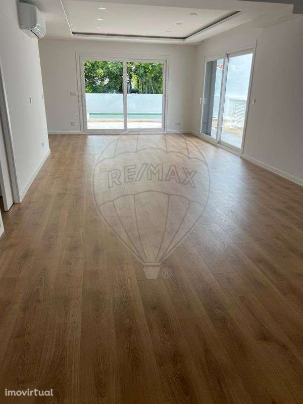 Moradia T4 para venda - Grande imagem: 4/13