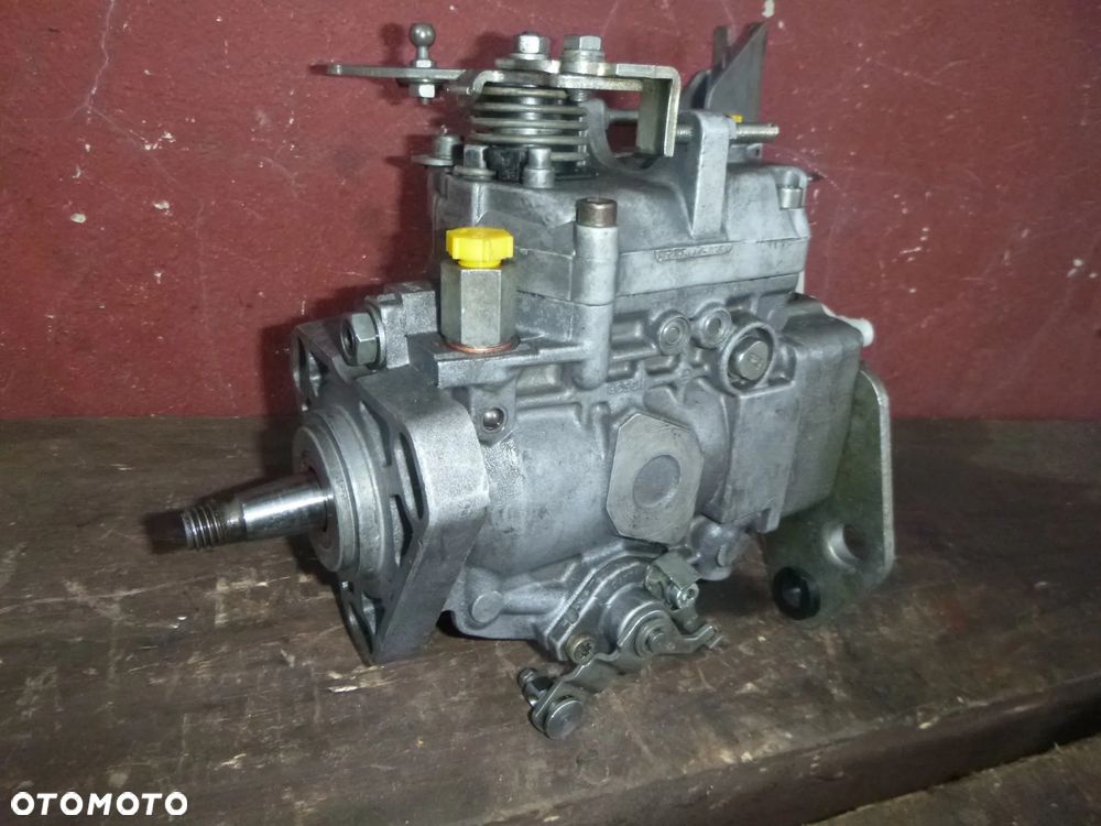 POMPA WTRYSKOWA PALIWA VW LT I 2.4D PO REGENERACJI - 2