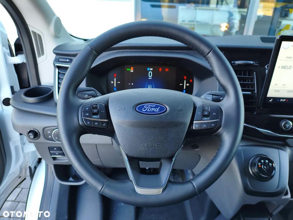 Ford E-Transit - 9