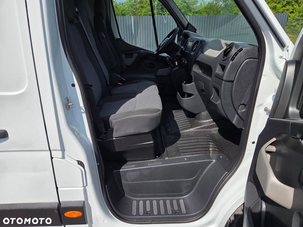 Renault Master - 13