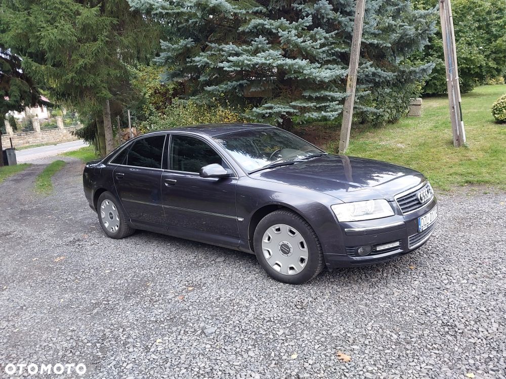 Audi A8 - 3