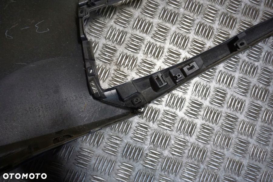 LEXUS IS300 IS350 2021 - Zderzak Przód Przedni USA - 15