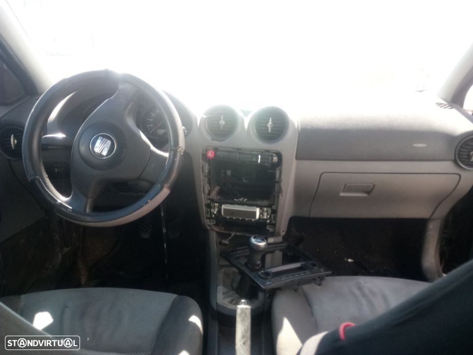 Seat Cordoba 2005 1.4i 16v ( motor:BKY caixa:GRZ) para peças - 5