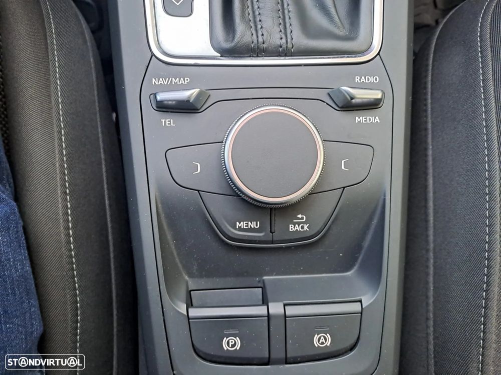 Audi Q2 1.0 TFSI ultra S tronic - 26
