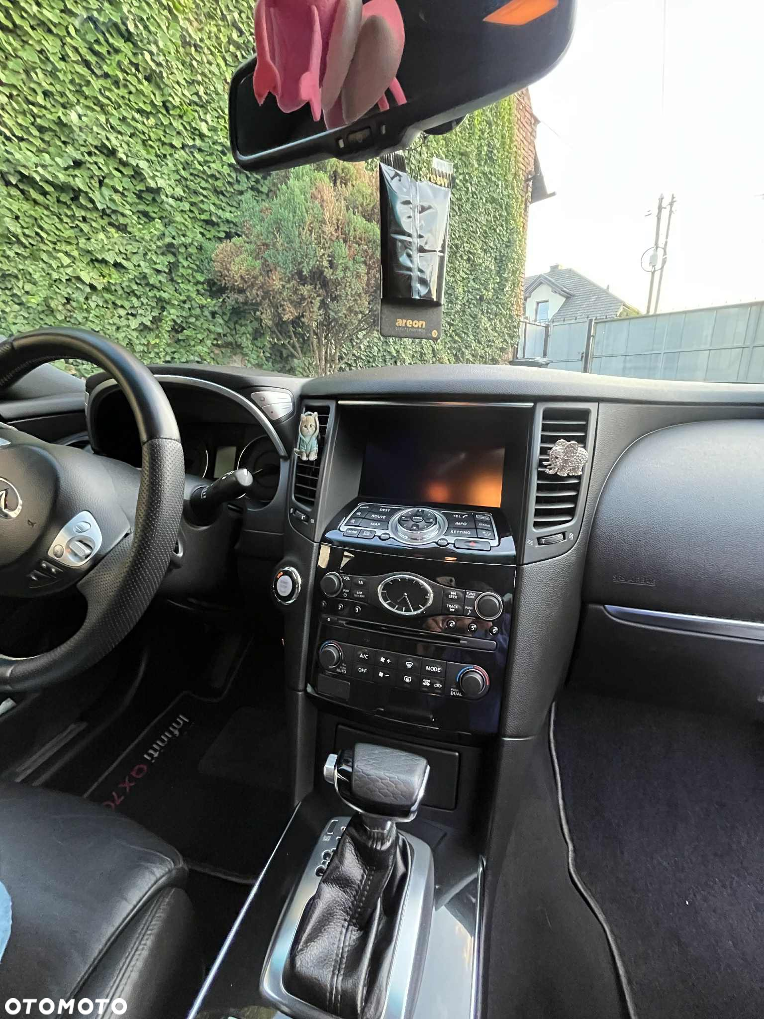 Infiniti FX FX30d S - 8