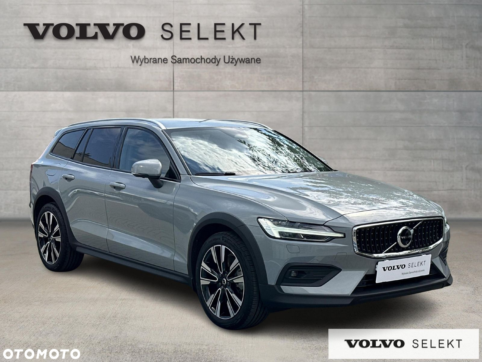 Volvo V60 Cross Country - 8