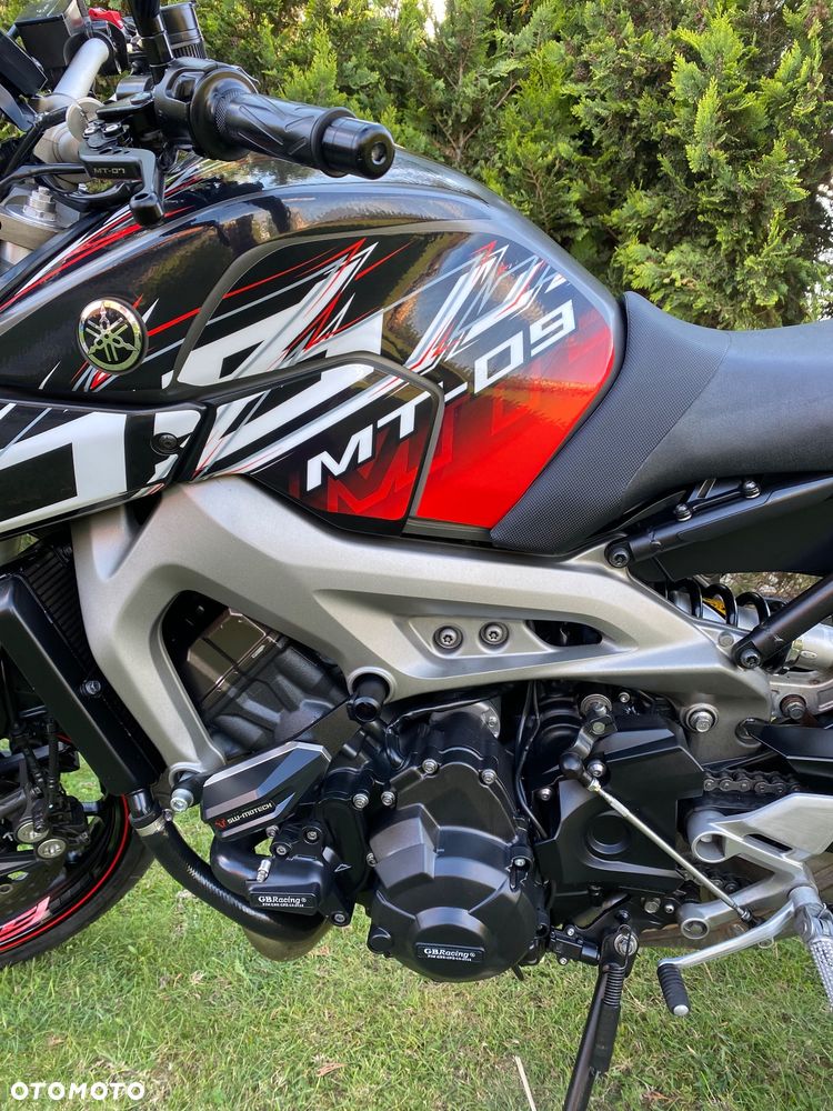 Yamaha MT - 5