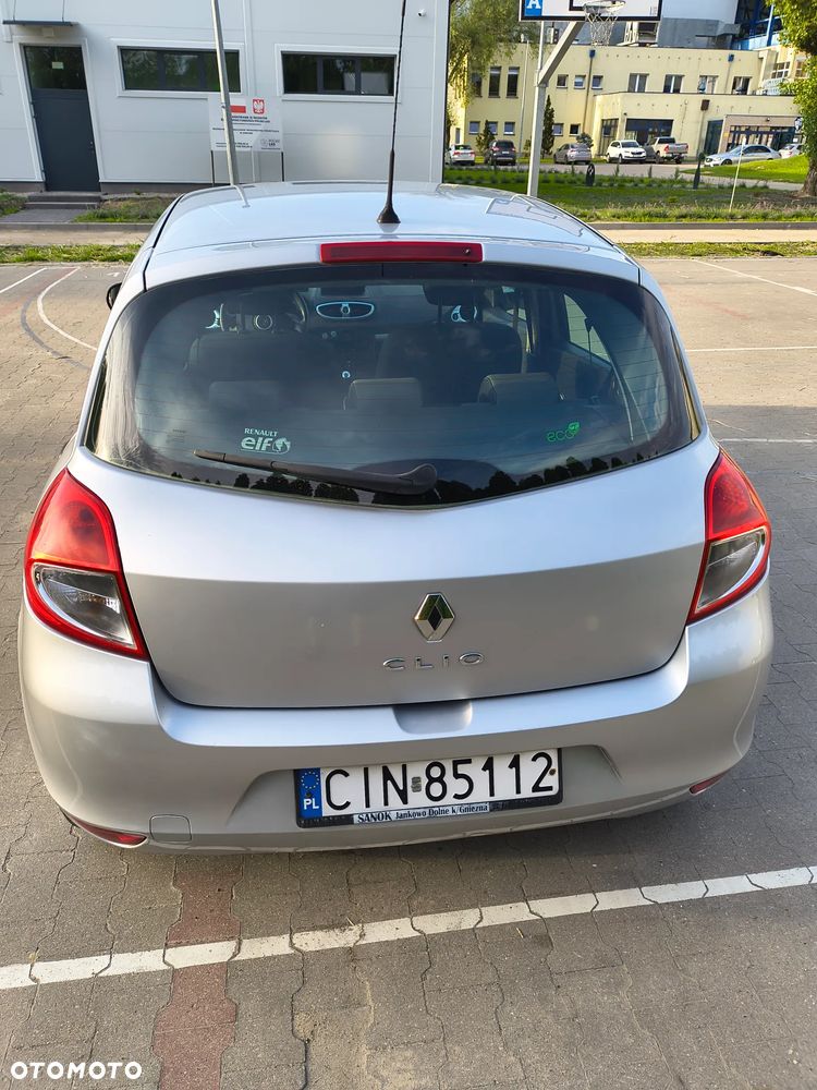 Renault Clio 1.5 dCi Dynamique - 5