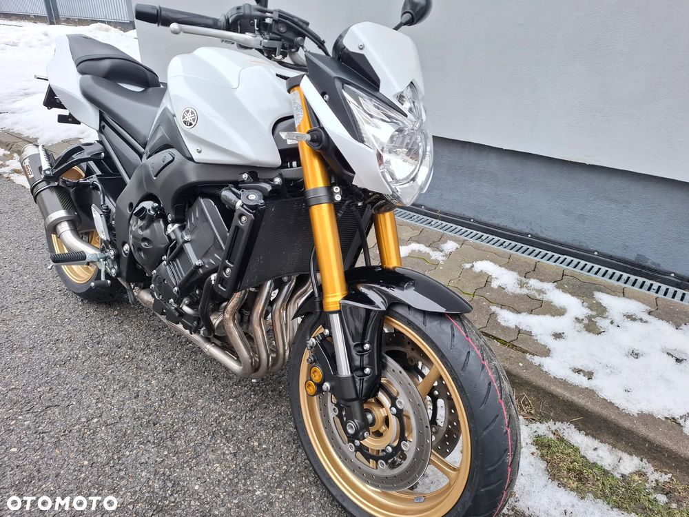 Yamaha FZ8 - 8