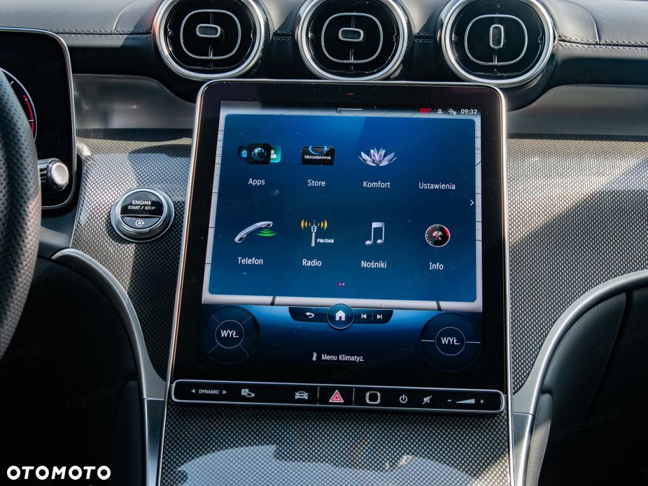 Mercedes-Benz GLC - 12