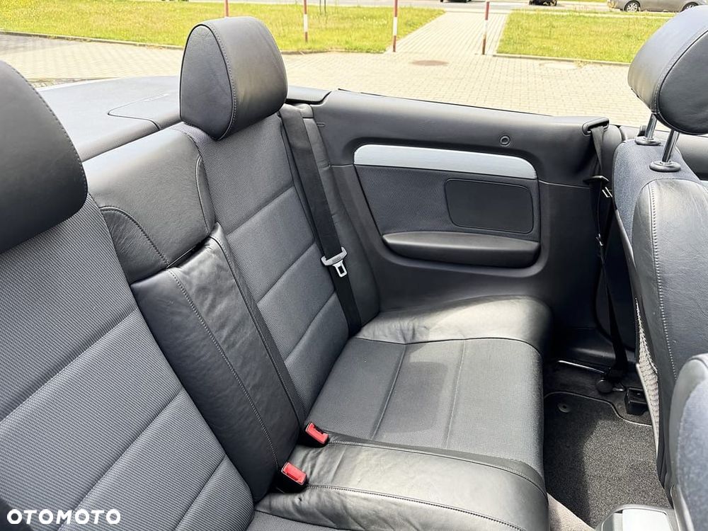 Audi A4 Cabrio 1.8 T - 29
