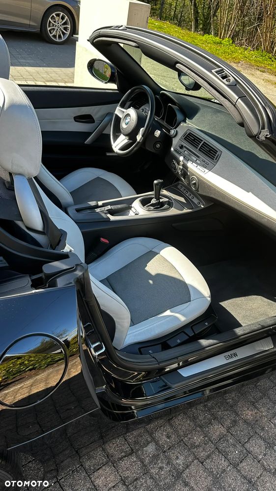 BMW Z4 2.5i - 12