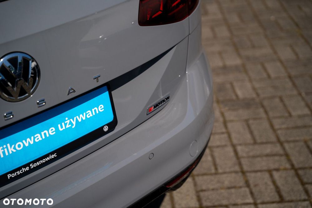 Volkswagen Passat 2.0 TSI 4Mot R-Line Edition DSG - 12