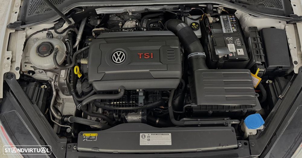 VW Golf GTI 2.0 TSI OPF DSG Performance - 12