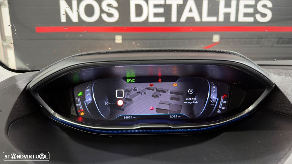 Peugeot 3008 PureTech 130 Stop & Start GPF Crossway - 20