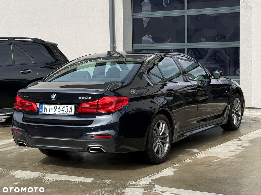 BMW Seria 5 520d xDrive mHEV M Sport sport - 14