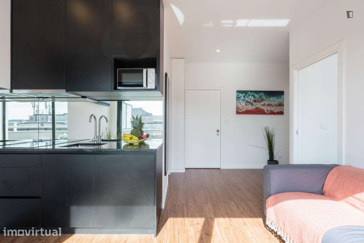 Apartamento com 1 quartos - localizado em Sé Porto - Grande imagem: 3/14