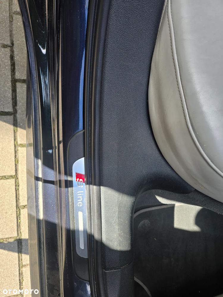Audi A6 - 6