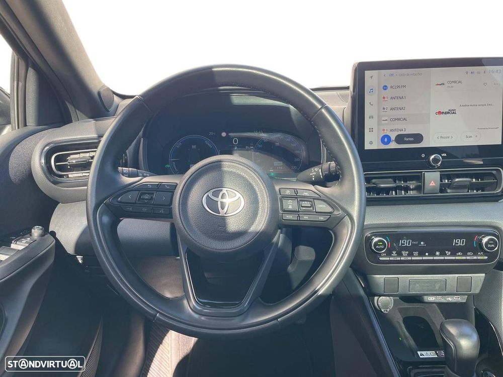 Toyota Yaris - 10