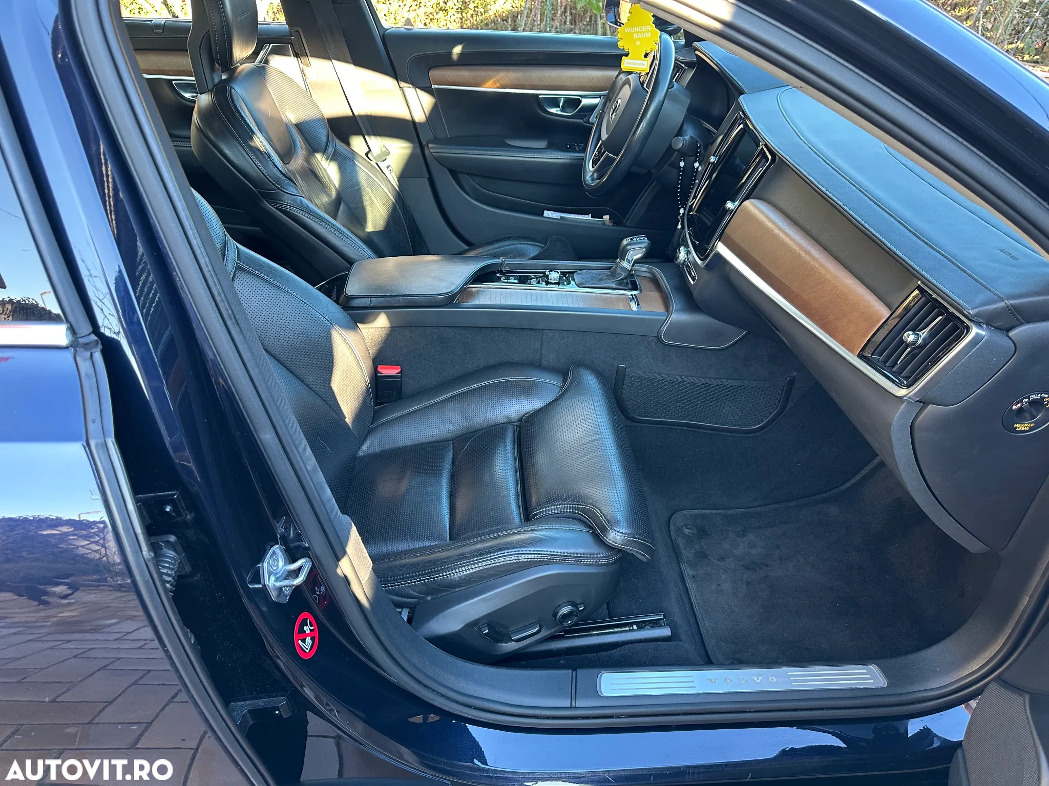 Volvo S90 D5 AWD Geartronic Inscription - 6