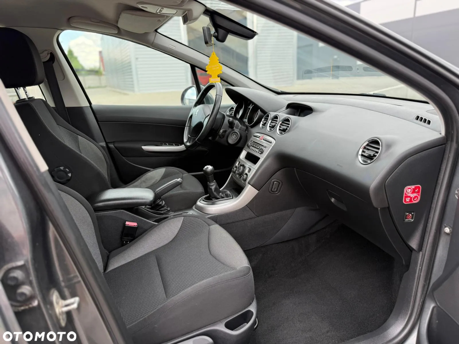 Peugeot 308 1.4 Presence - 9