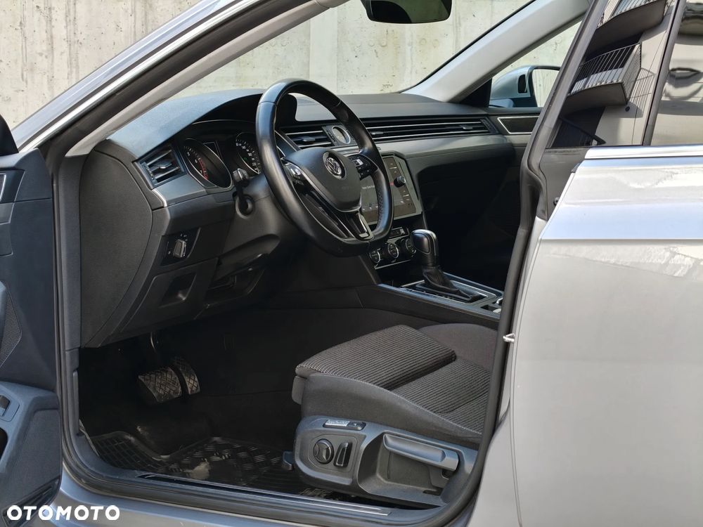 Volkswagen Arteon 2.0 TSI Essence DSG - 8