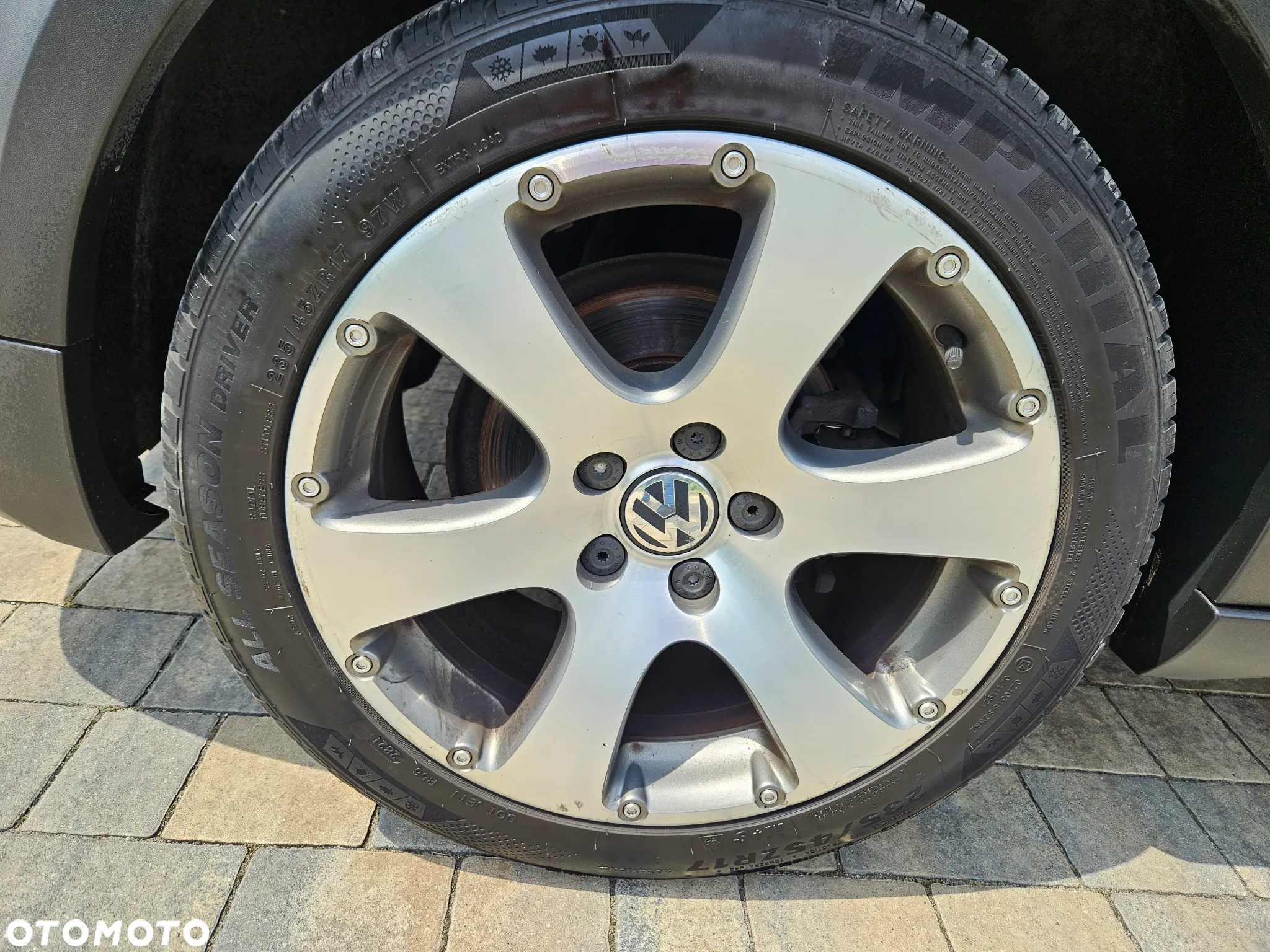Volkswagen Touran 2.0 TDI DPF Cross DSG - 14