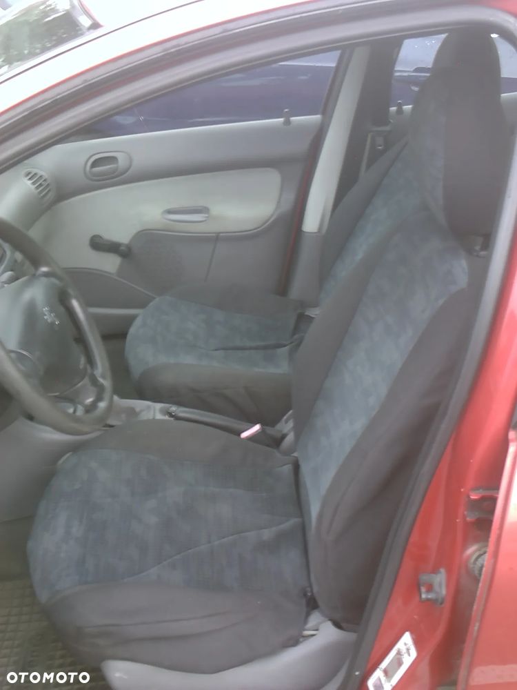Peugeot 206 1.1 Color-Line - 8