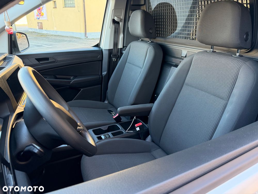 Volkswagen caddy - 28