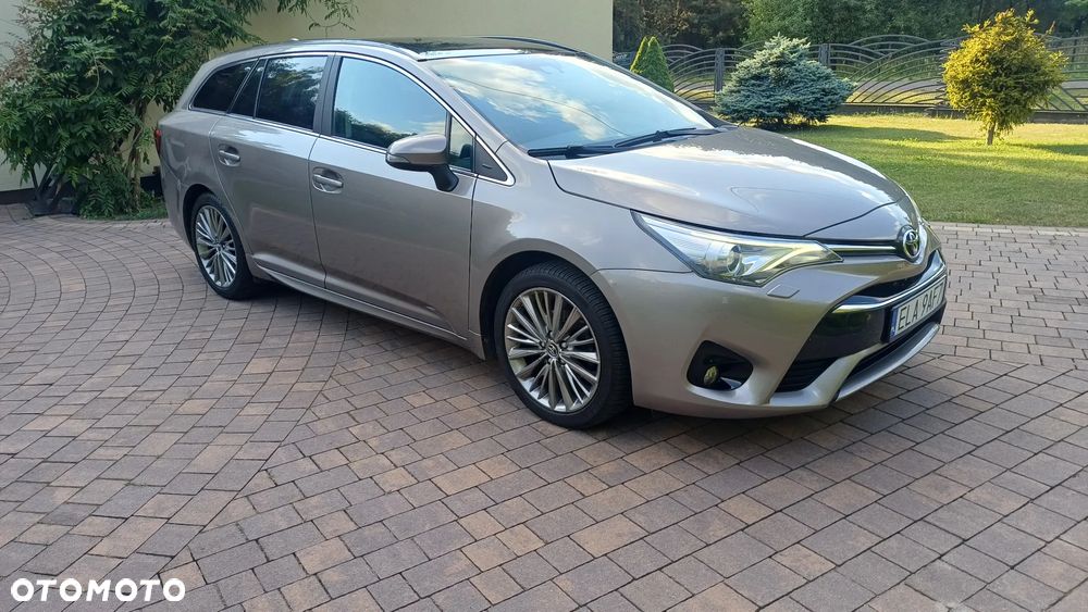Toyota Avensis 1.8 Premium - 2