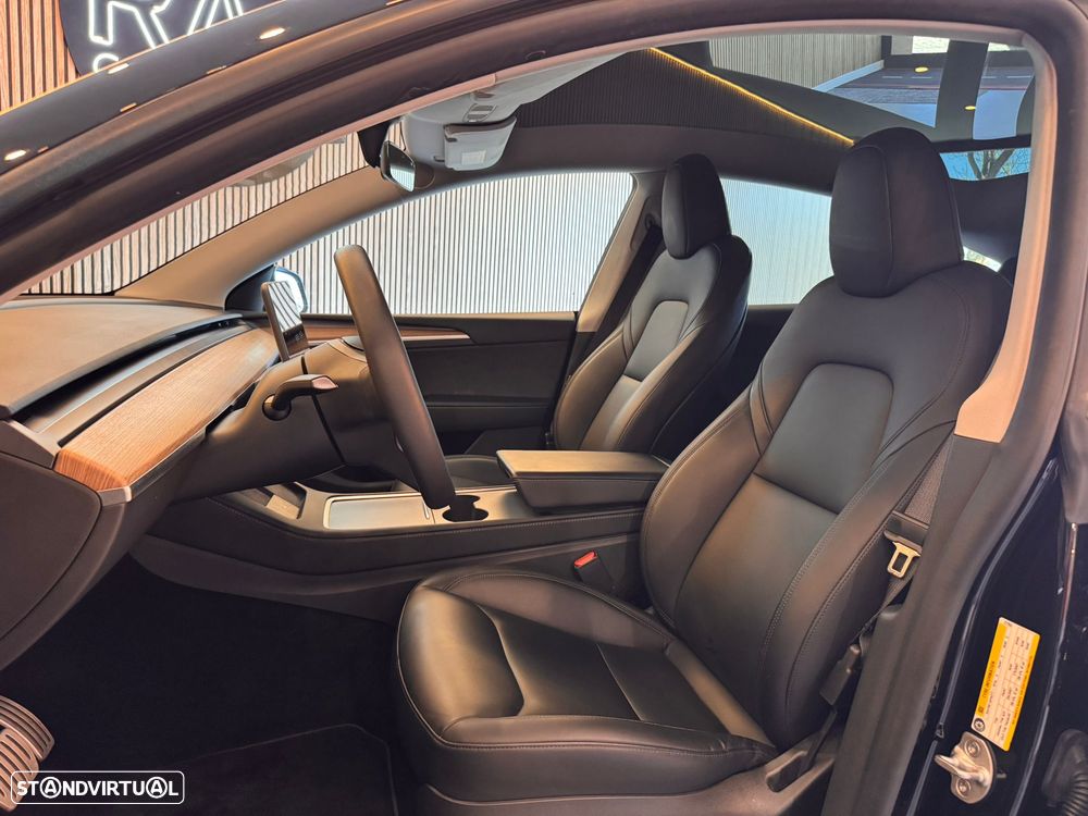 Tesla Model Y Performance Tração Integral - 24