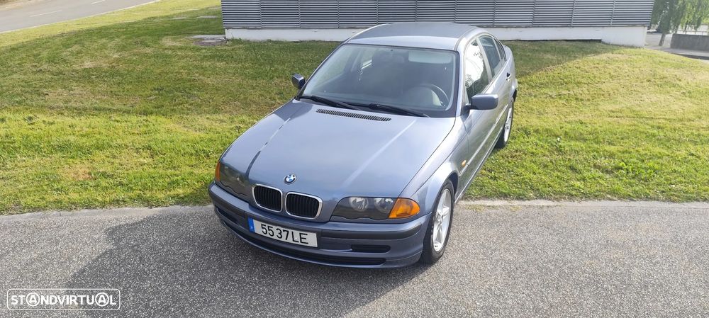 BMW 318 i - 1