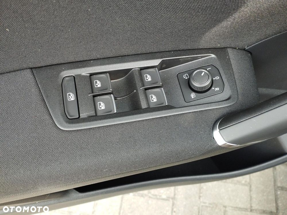Volkswagen Touran 2.0 TDI BMT Highline DSG - 20