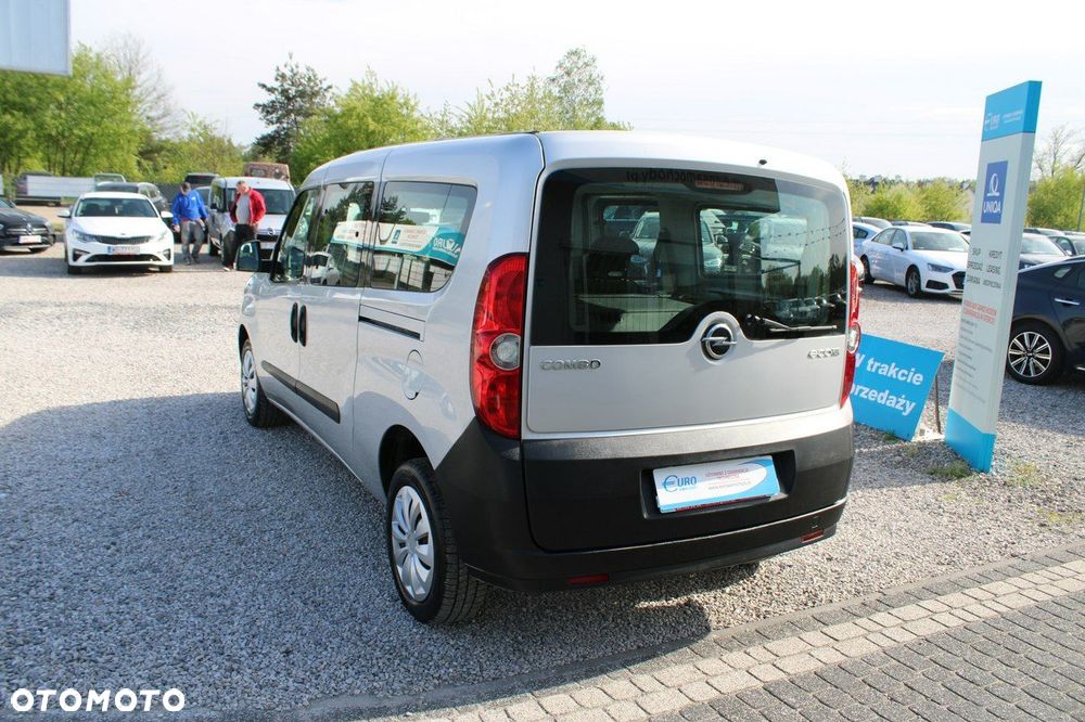 Opel Combo - 9