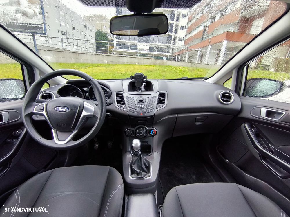 Ford Fiesta - 6