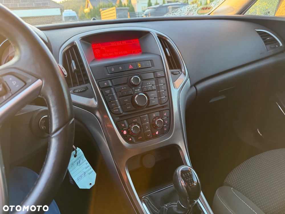 Opel Astra 1.4 T Cosmo - 8