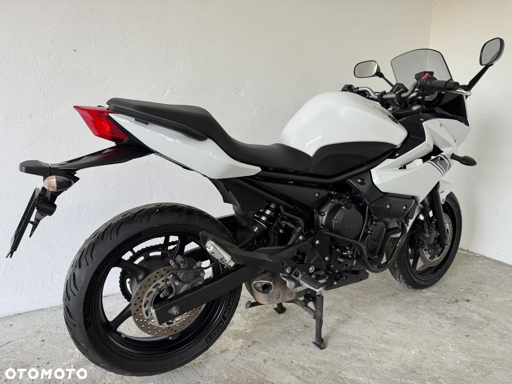 Yamaha XJ - 4