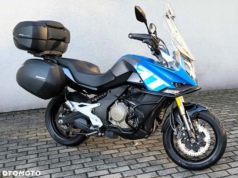 CFMoto 650 MT - 2