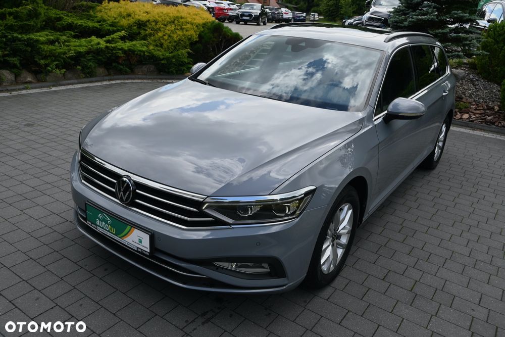 Volkswagen Passat 2.0 TDI SCR DSG Business - 1